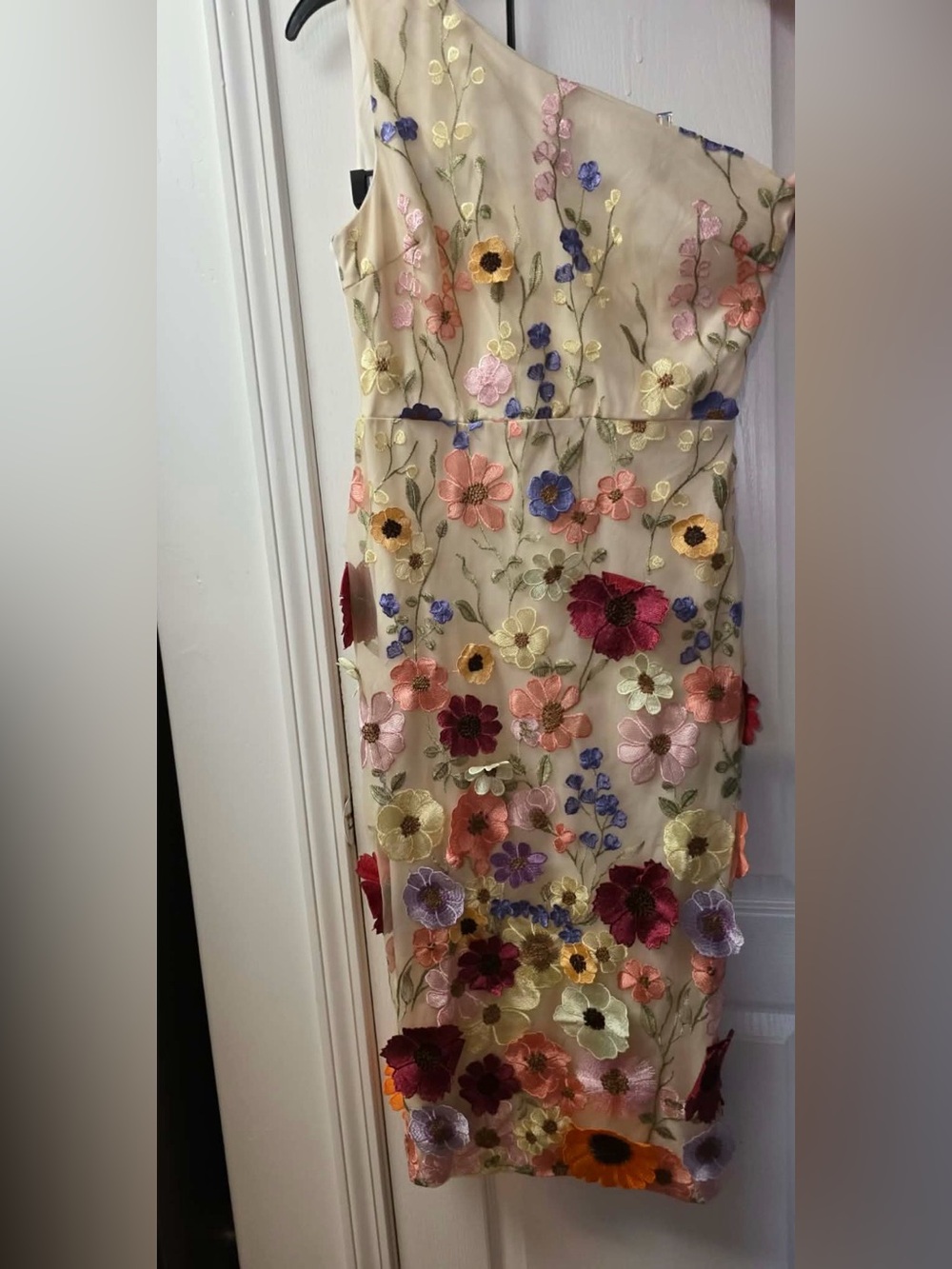 Floral One-Shoulder Embroidered Midi Dress in Cream
